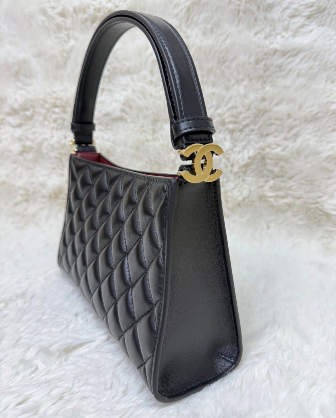 Chanel AS6045 Quilted Shoulder Bag