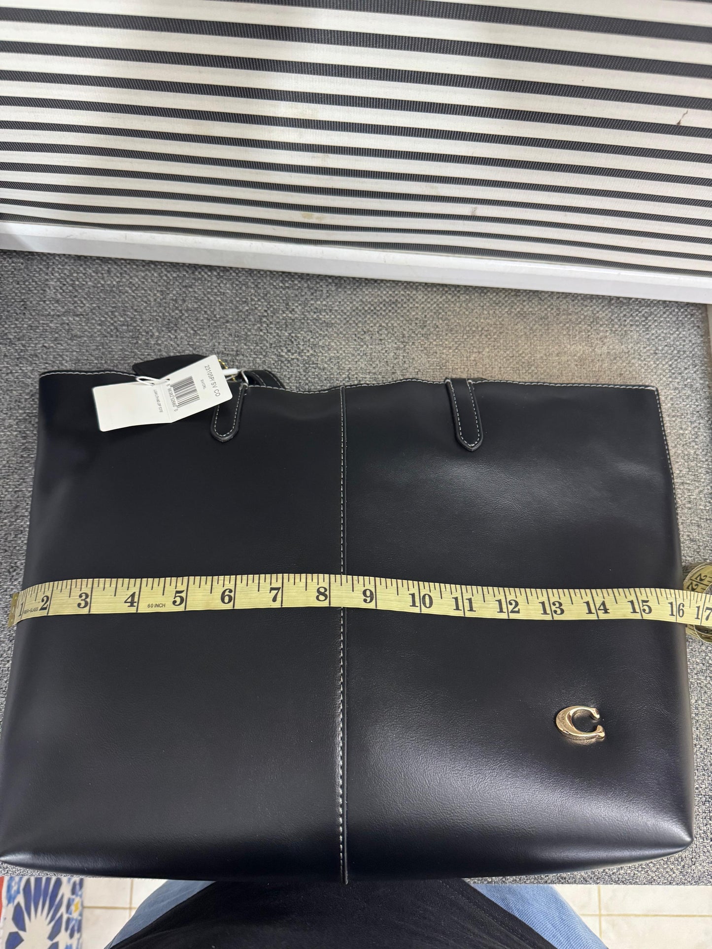 Coach North 32 Leather Tote Bag