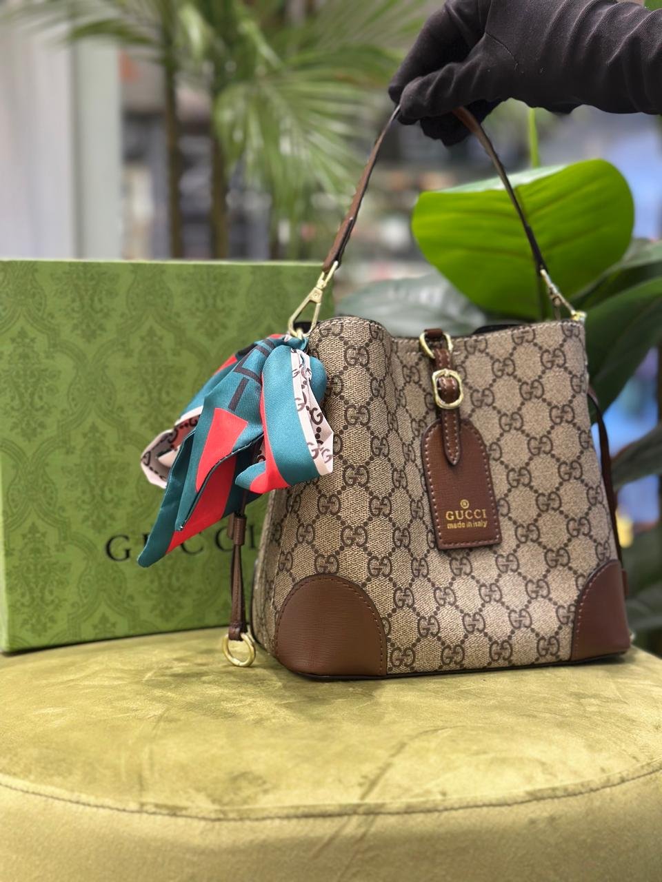 Gucci GG Supreme Mini Bucket Shoulder Bag