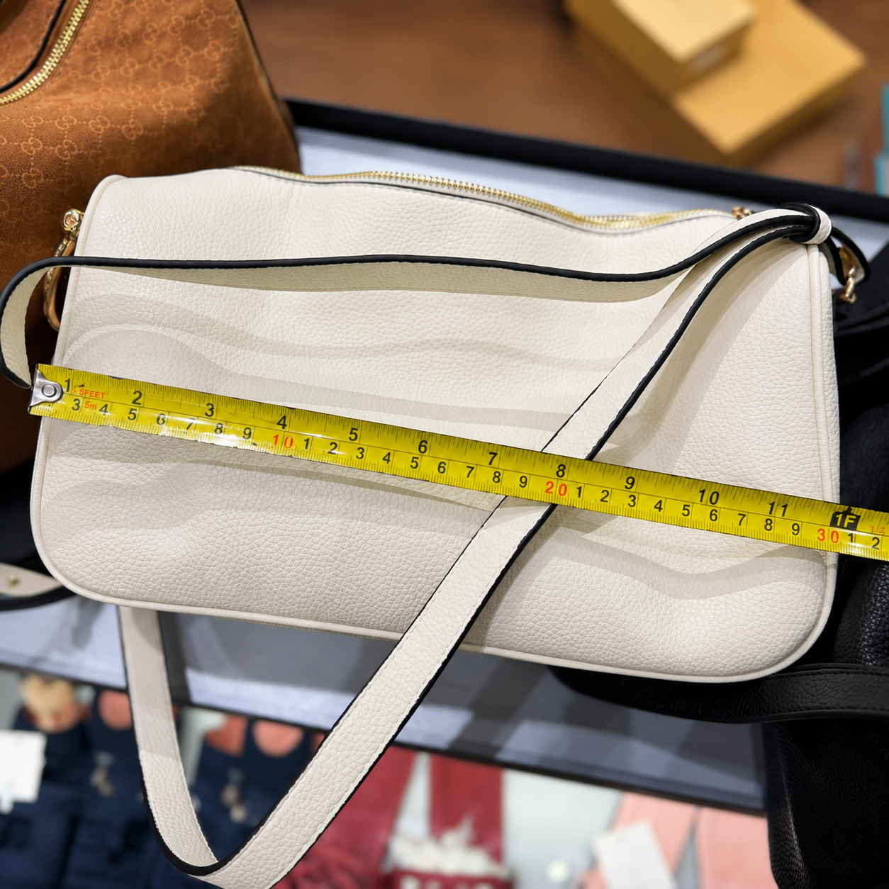 Gucci GG Microguccissima Leather Shoulder Bag