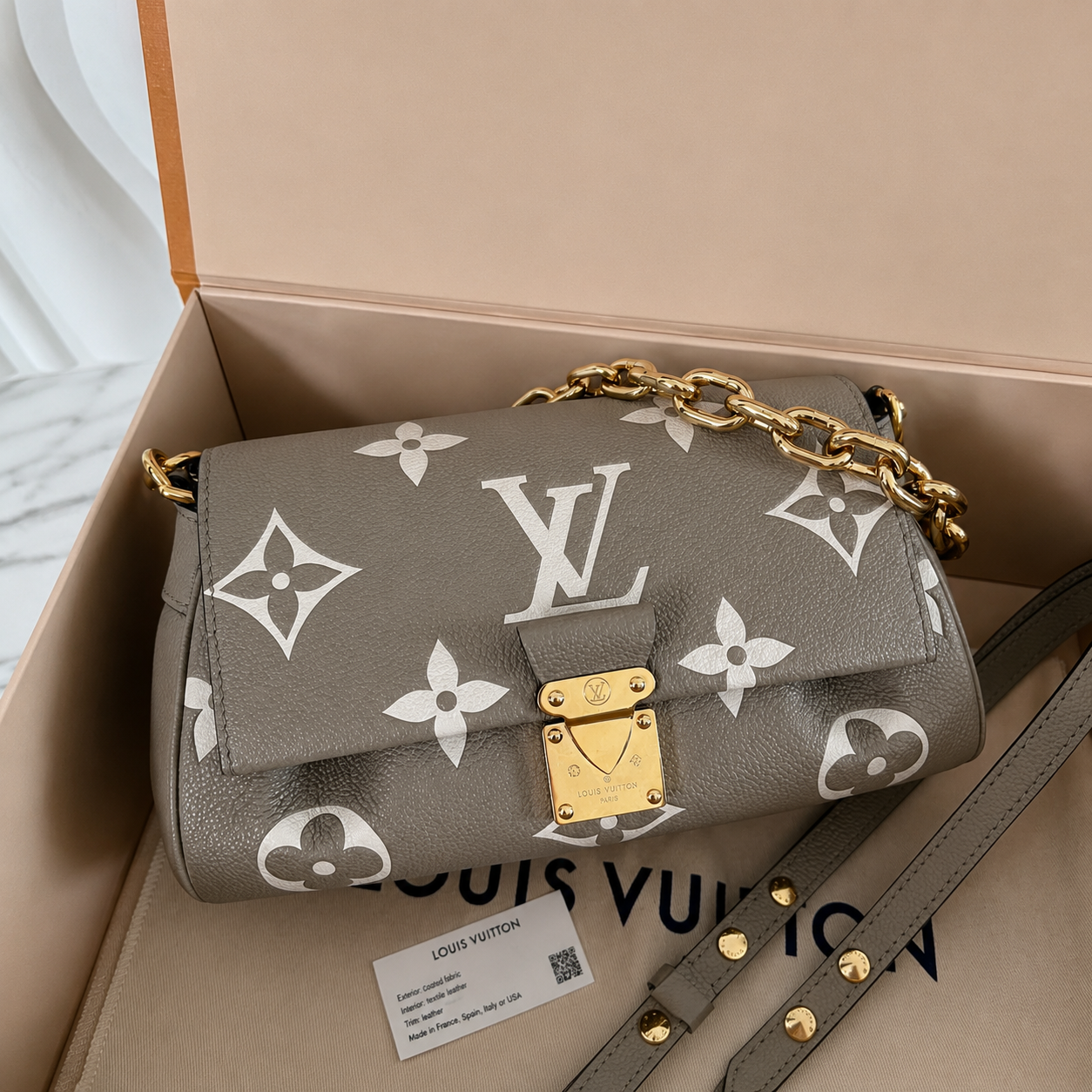 Louis Vuitton Pochette Métis Monogram Empreinte Leather Bag