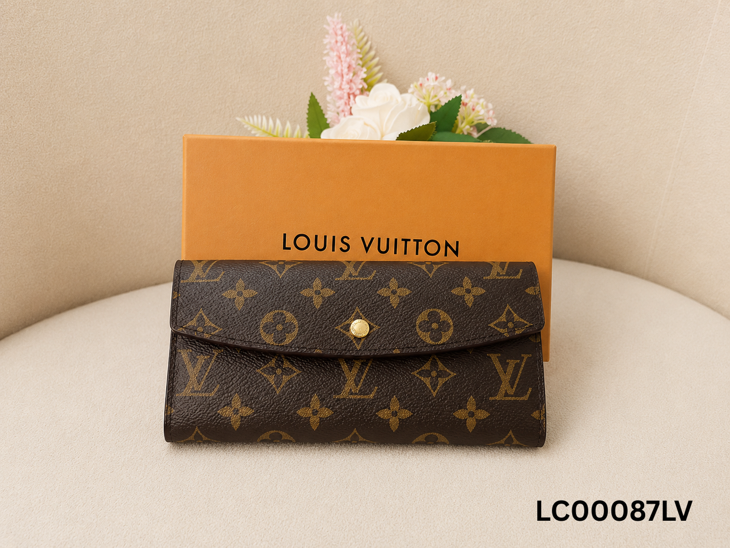 Louis Vuitton Monogram Sarah Clutch Wallet ā Brown