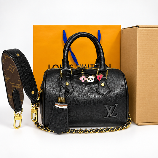 Louis Vuitton Speedy Bandoulière Charm Handbag
