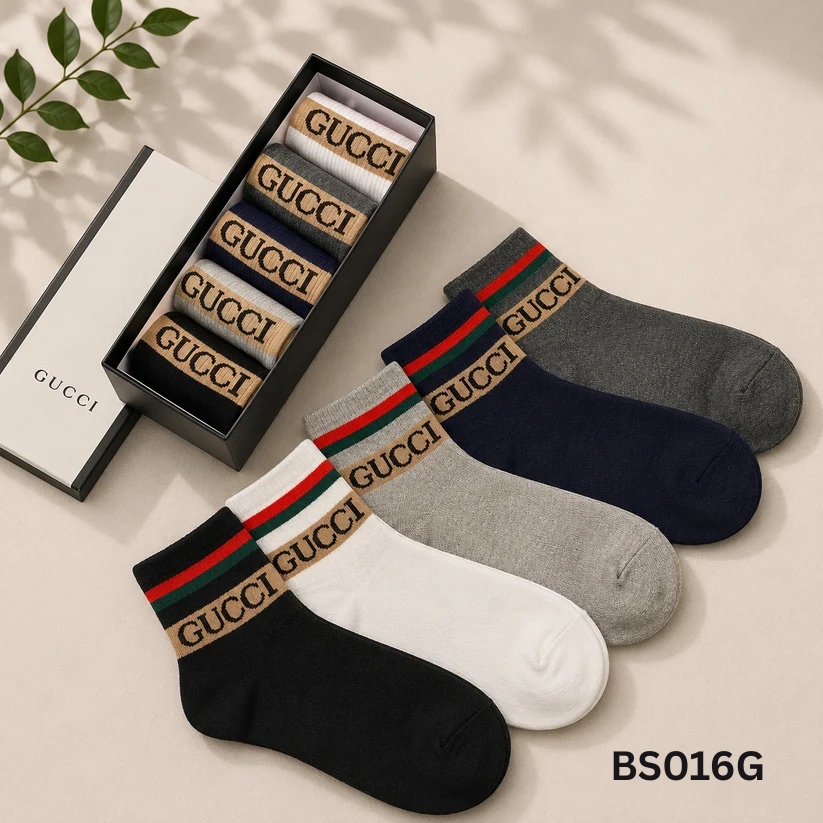 Gucci Web Stripe Logo Premium Ankle Socks