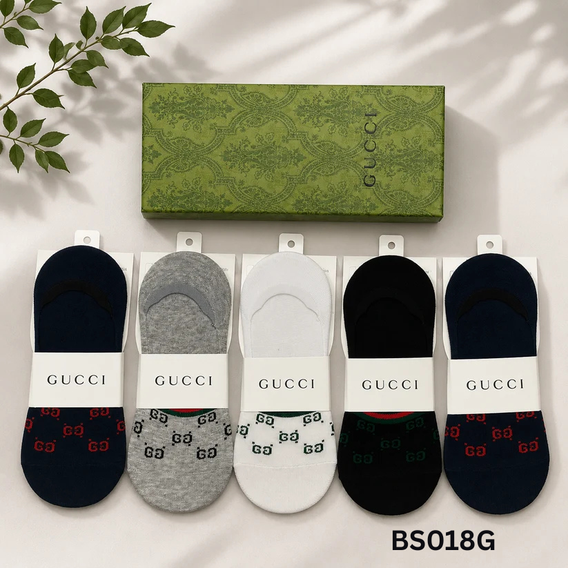 Gucci GG Monogram Premium No-Show Socks