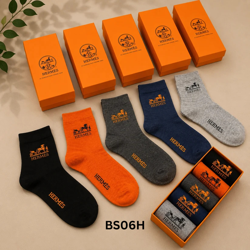 Hermès Equestrian Logo Premium Crew Socks