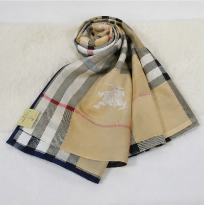 Burberry Classic Check Equestrian Premium Stole