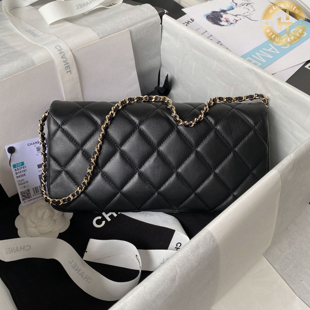 Chanel Pearl CC Quilted Flap Bag