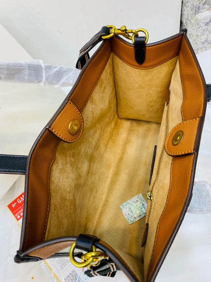 COACH Field Tote 30 in Colorblock With Coach Badge