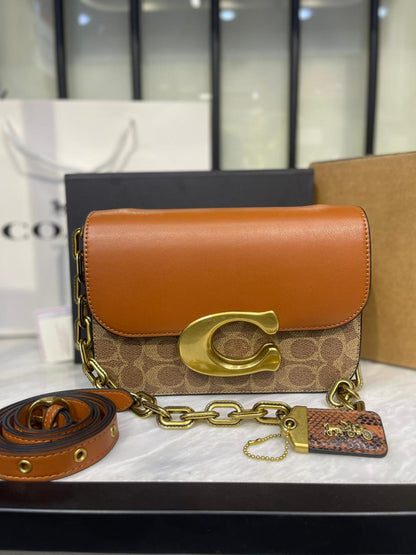 Coach Idol Shoulder Bag