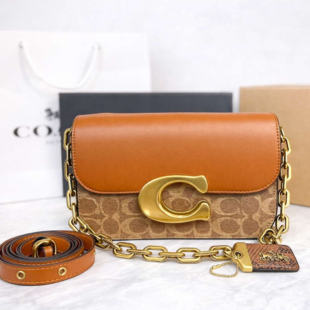 Coach Idol Shoulder Bag