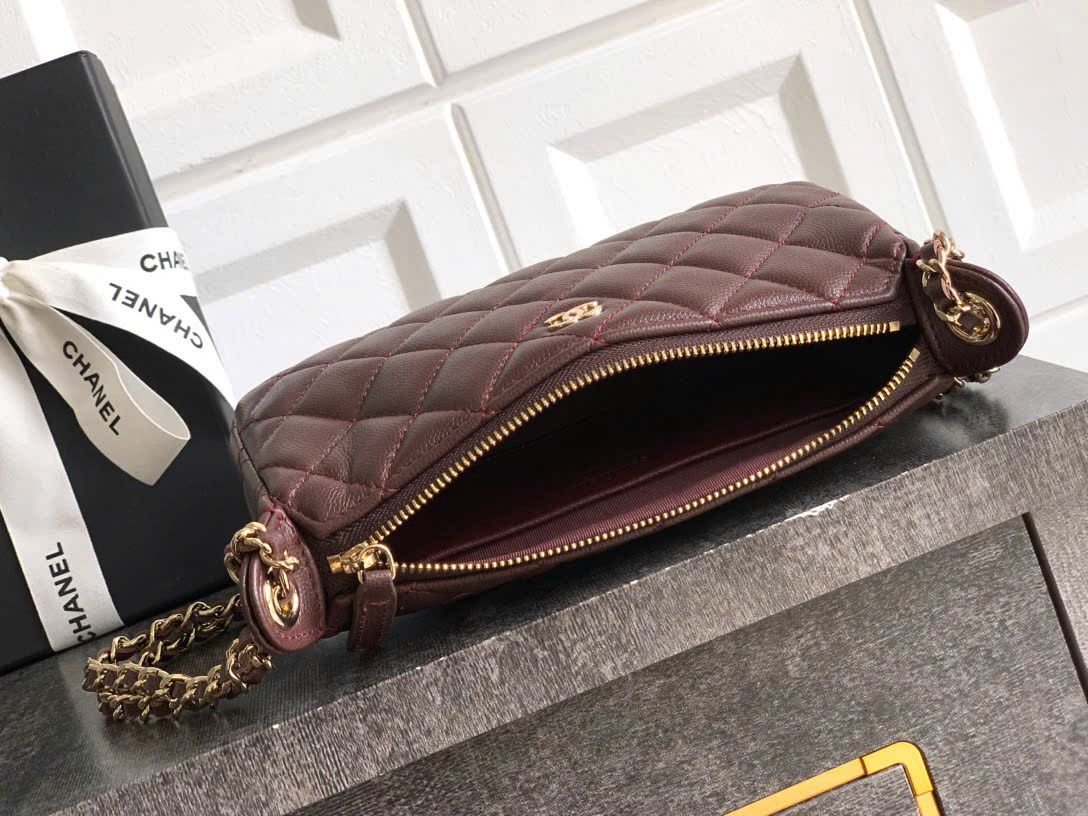 Chanel 25A Double Chain Bag