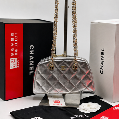 Chanel Quilted Chain Shoulder Bag