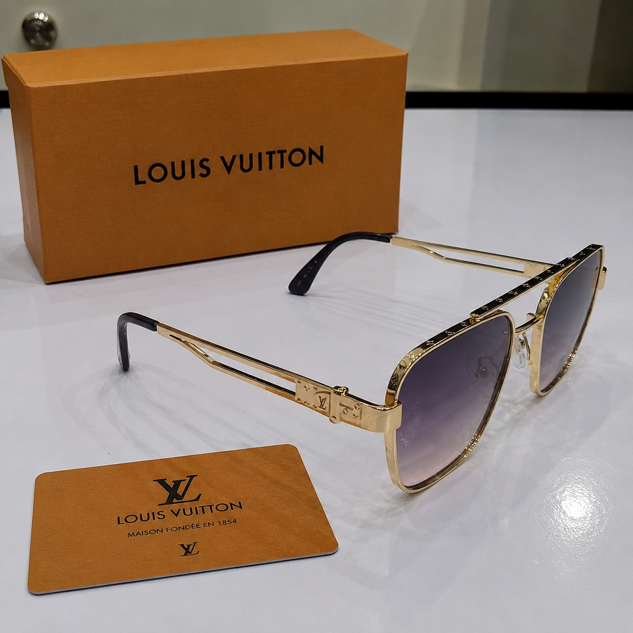 Louis Vuitton Signature Gold Navigator Sunglasses