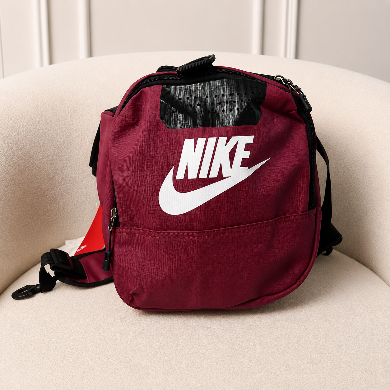 Nike Training Duffel Bag – Burgundy Edition