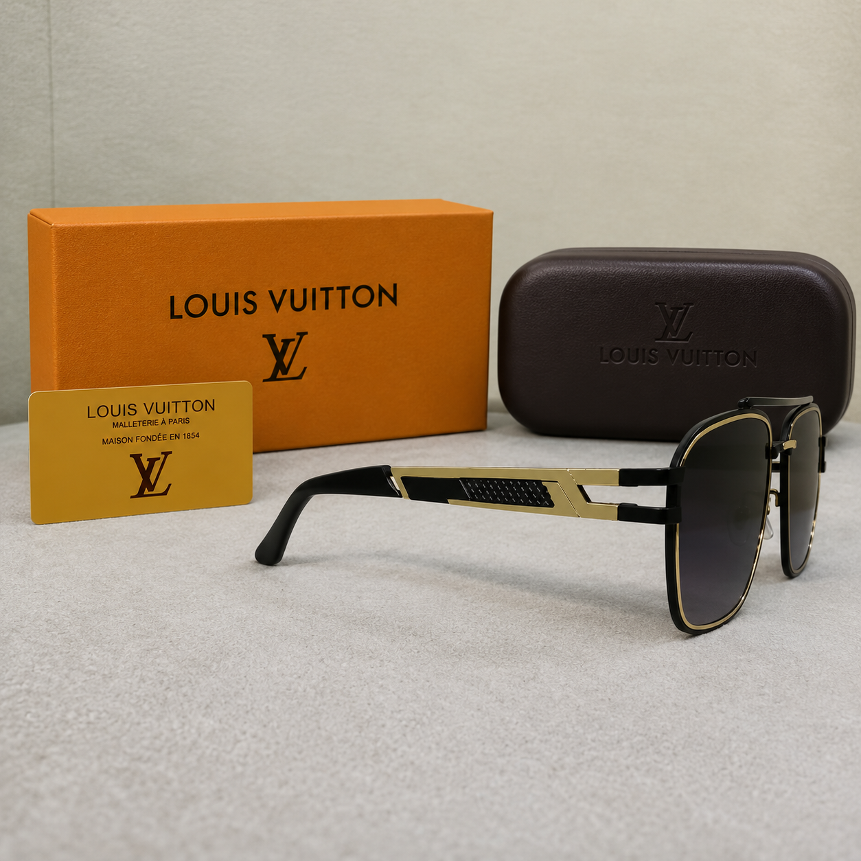 Louis Vuitton Luxury Navigator Square Sunglasses