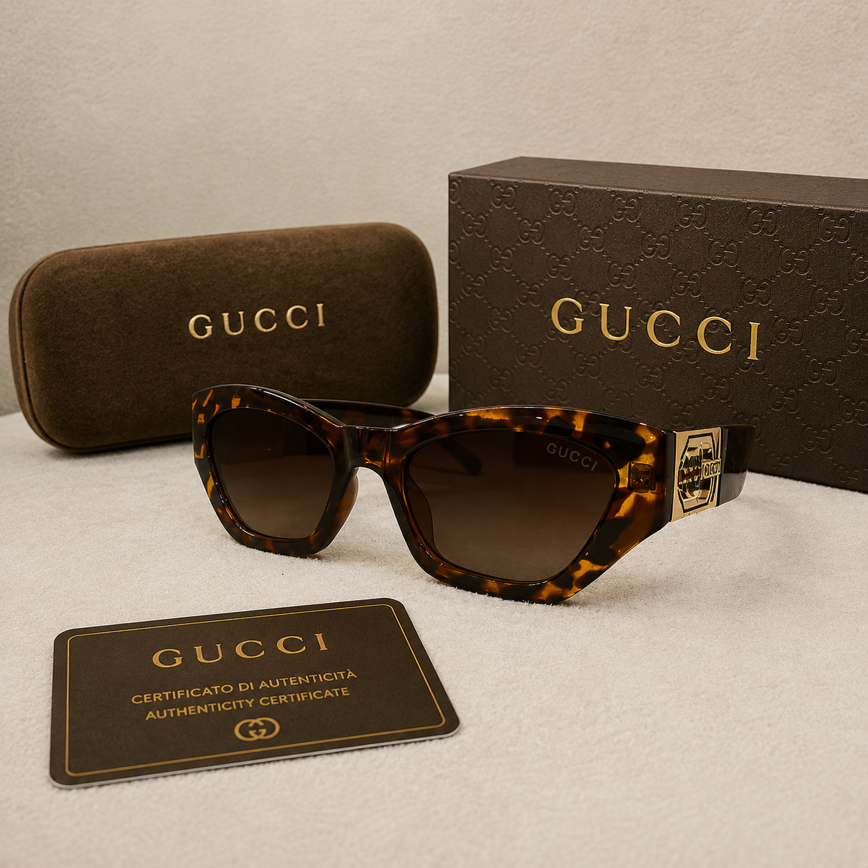 Gucci Interlocking GG Cat-Eye Sunglasses