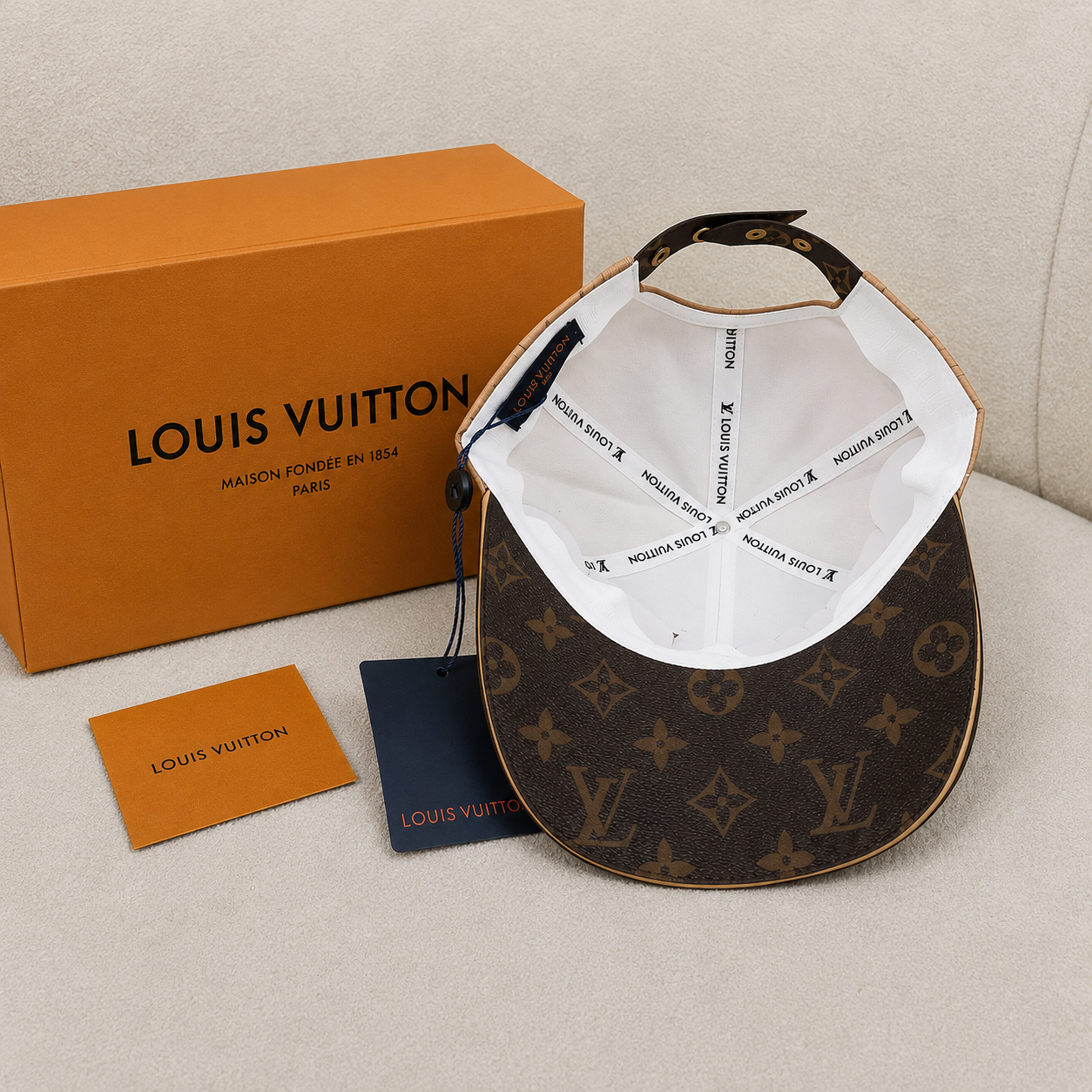 Louis Vuitton Monogram Classic Baseball Cap