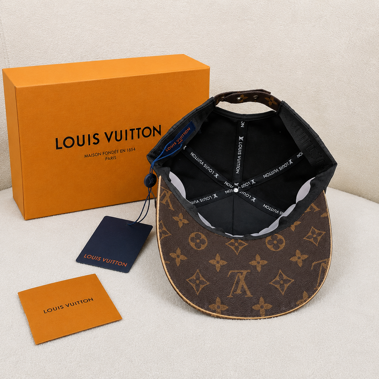 Louis Vuitton Monogram Classic Baseball Cap