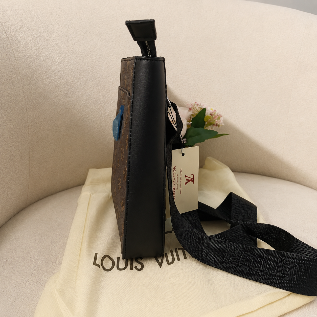 Louis Vuitton Monogram Classic Flat Messenger Bag