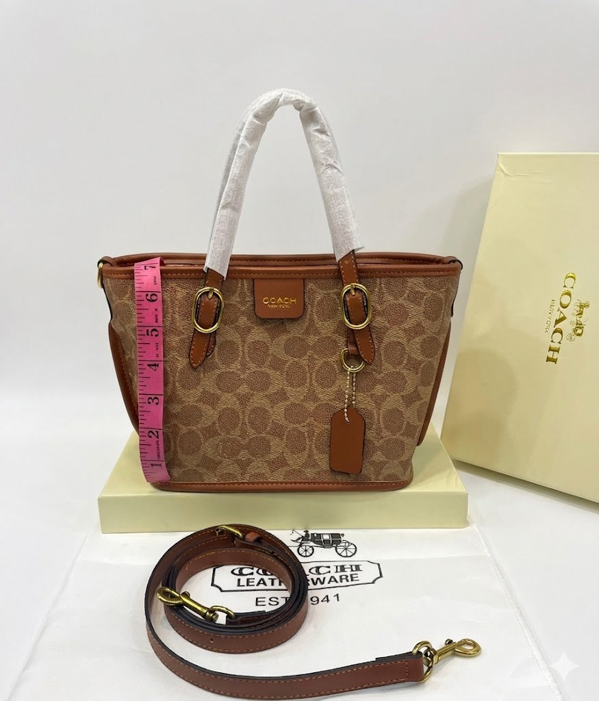Coach Taxi Tote Bag 21 in Signature Canvas
