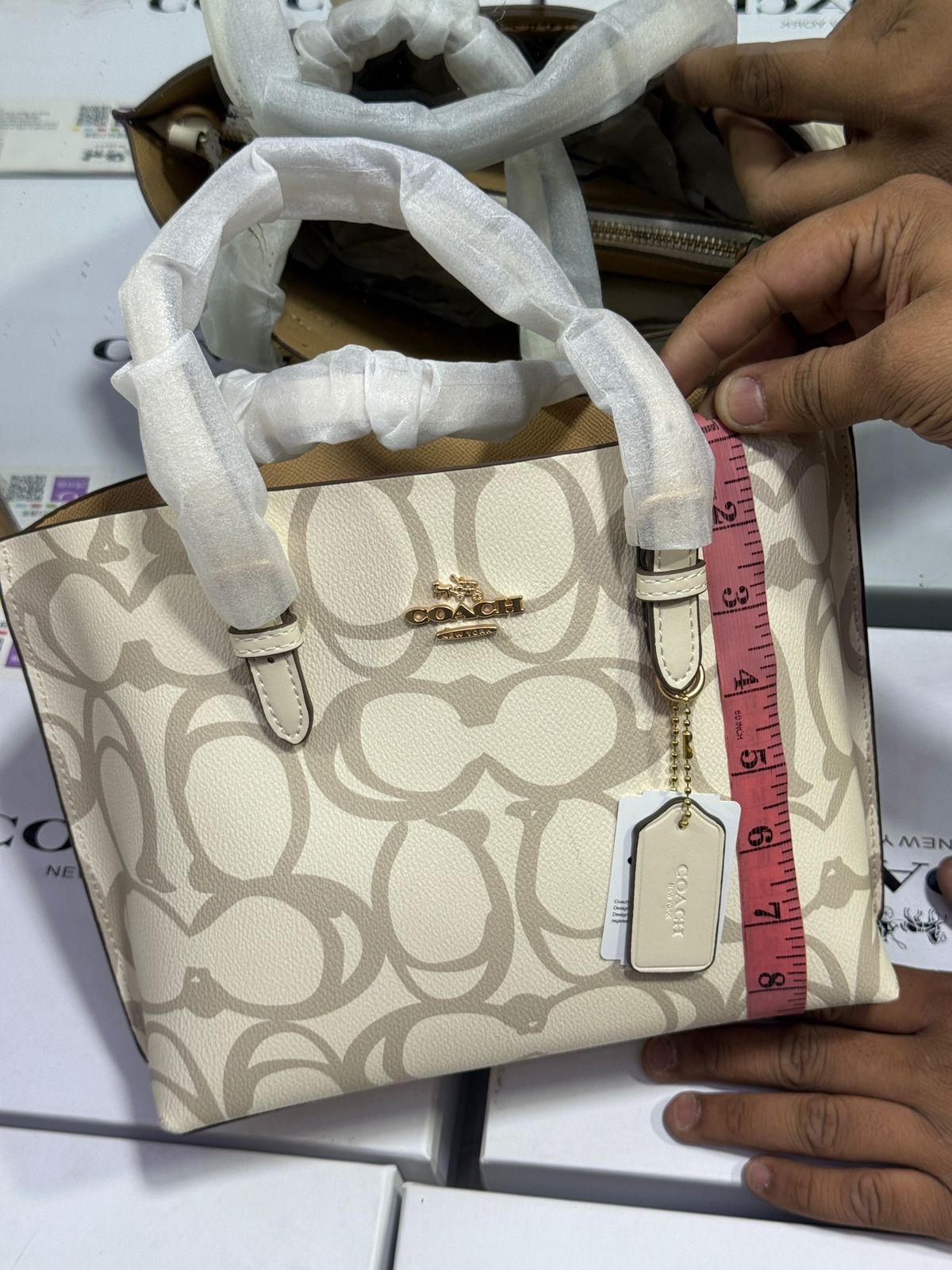 Coach Signature Tote Bag Style