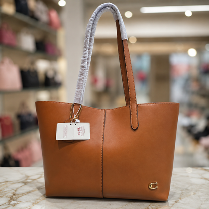 Coach North 32 Leather Tote Bag
