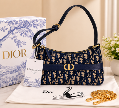 Dior 30 Montaigne East-West Shoulder Bag – Dior Oblique Jacquard