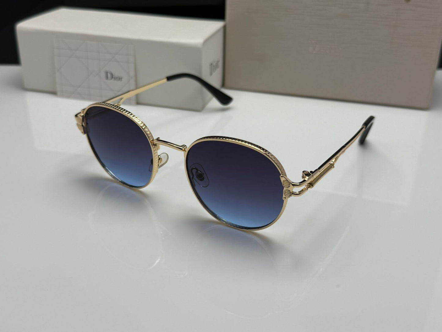 Dior Étoile Round Gradient Sunglasses