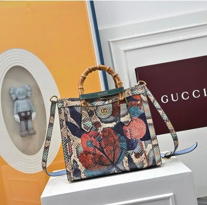 Gucci Bamboo Top-Handle Floral Print Bag