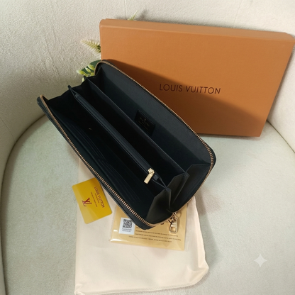 Louis Vuitton Monogram Zip Clutch Collection