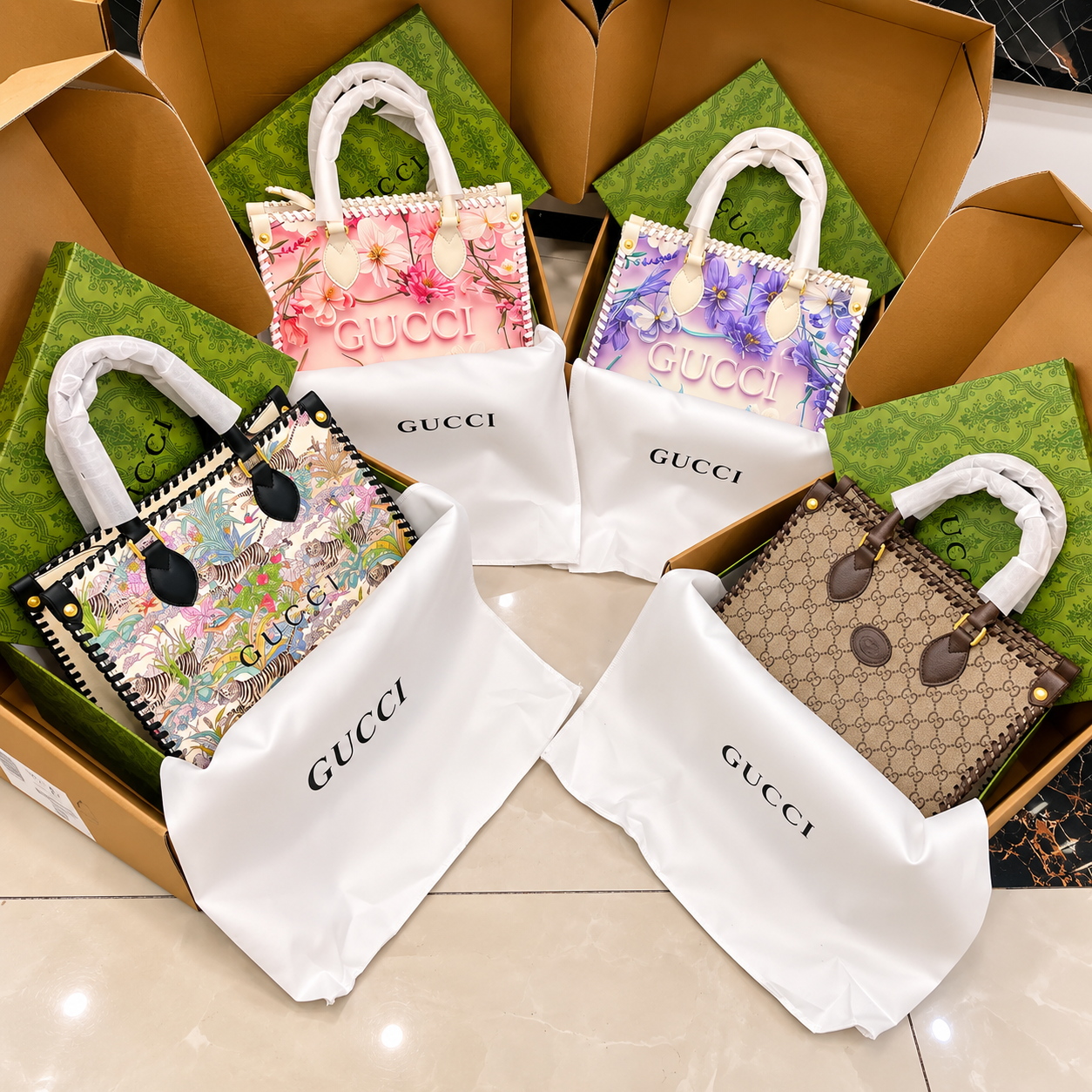 Gucci Flora Medium Tote Bag