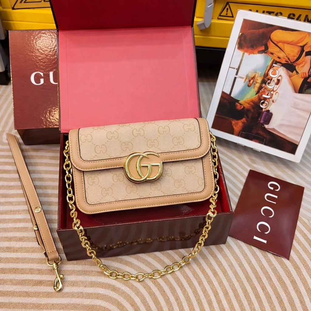 Gu-cci GG Marmont Crossbody Bag Style