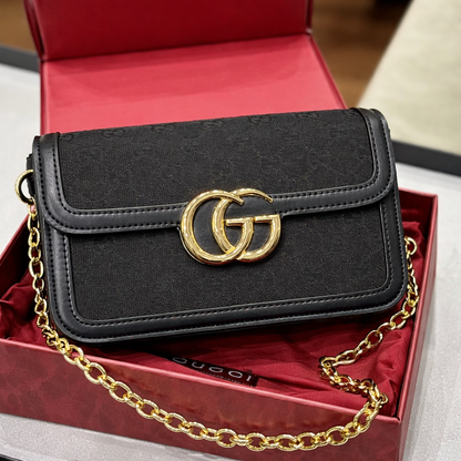 Gu-cci GG Marmont Crossbody Bag Style