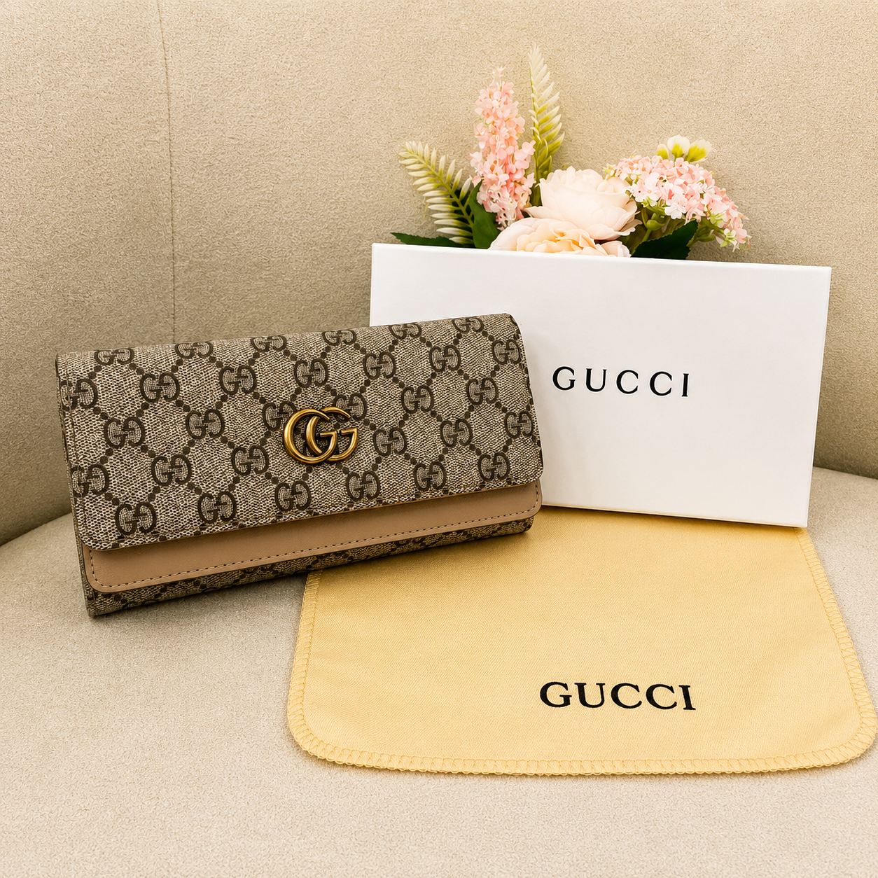 Gucci GG Marmont Supreme Continental Wallet