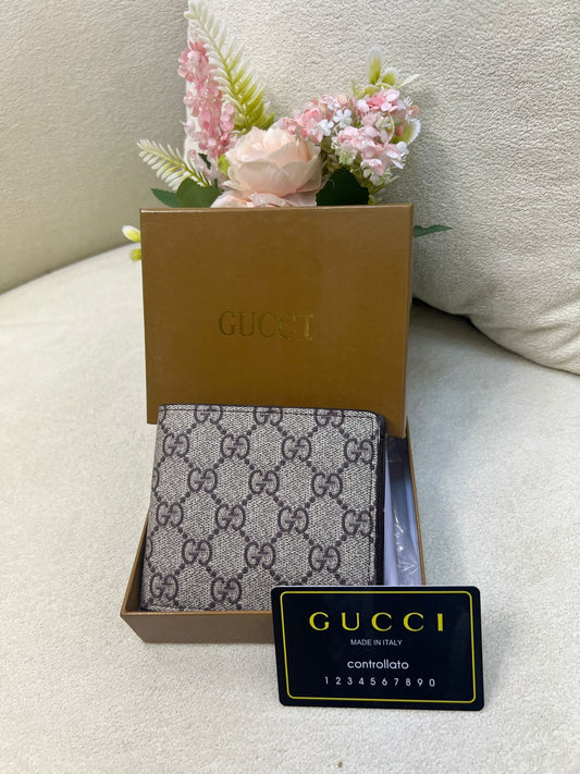 Gu-cci GG Monogram Bi-Fold Wallet Style