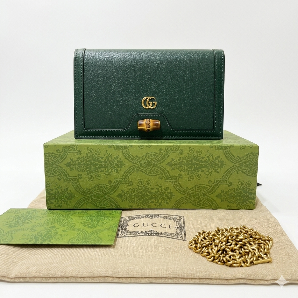 Gu-cci Bamboo Lock Chain Wallet Bag