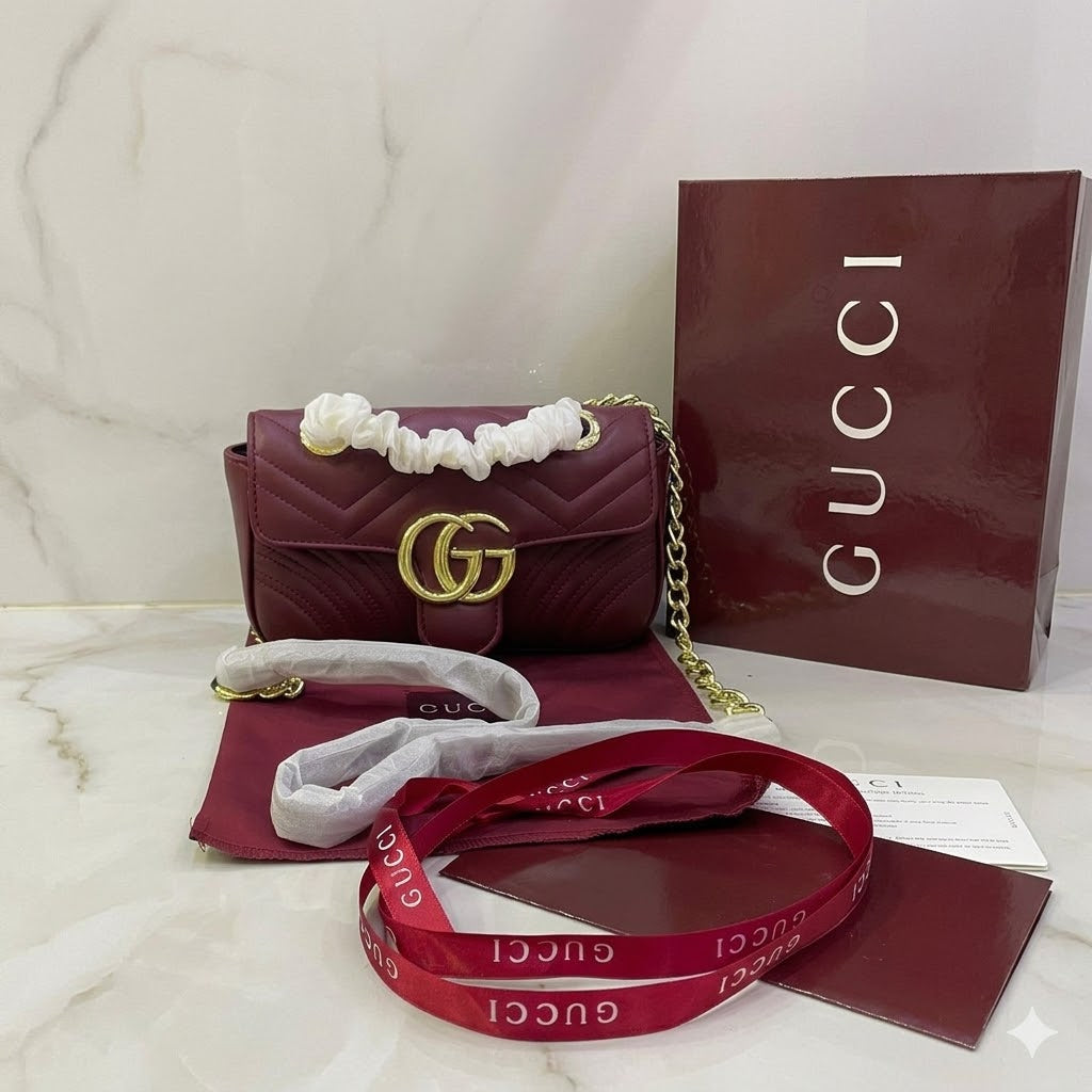 Gucci GG Marmont Shoulder Bag