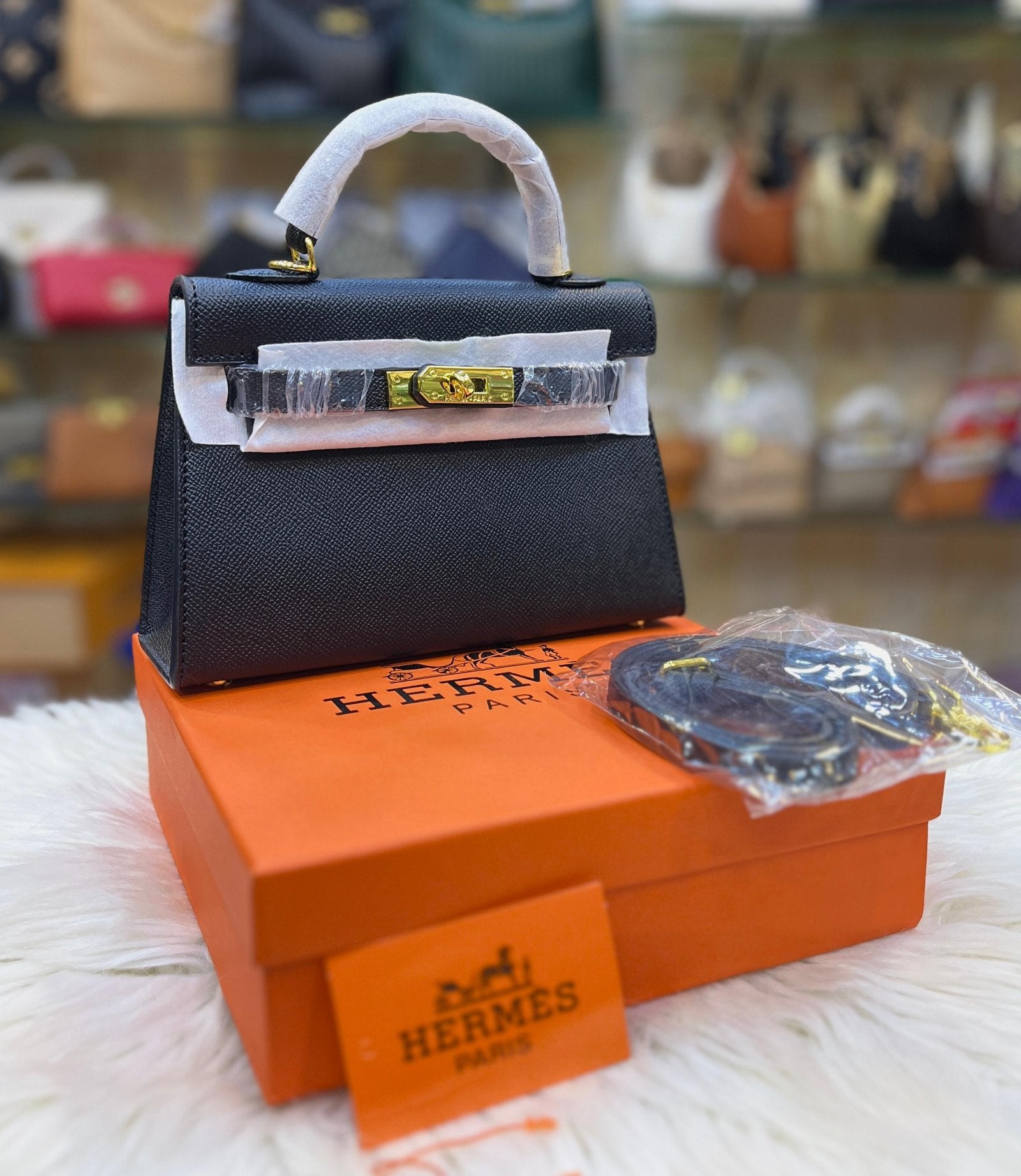 Hermès Kelly Mini (Kelly 20) Handbag