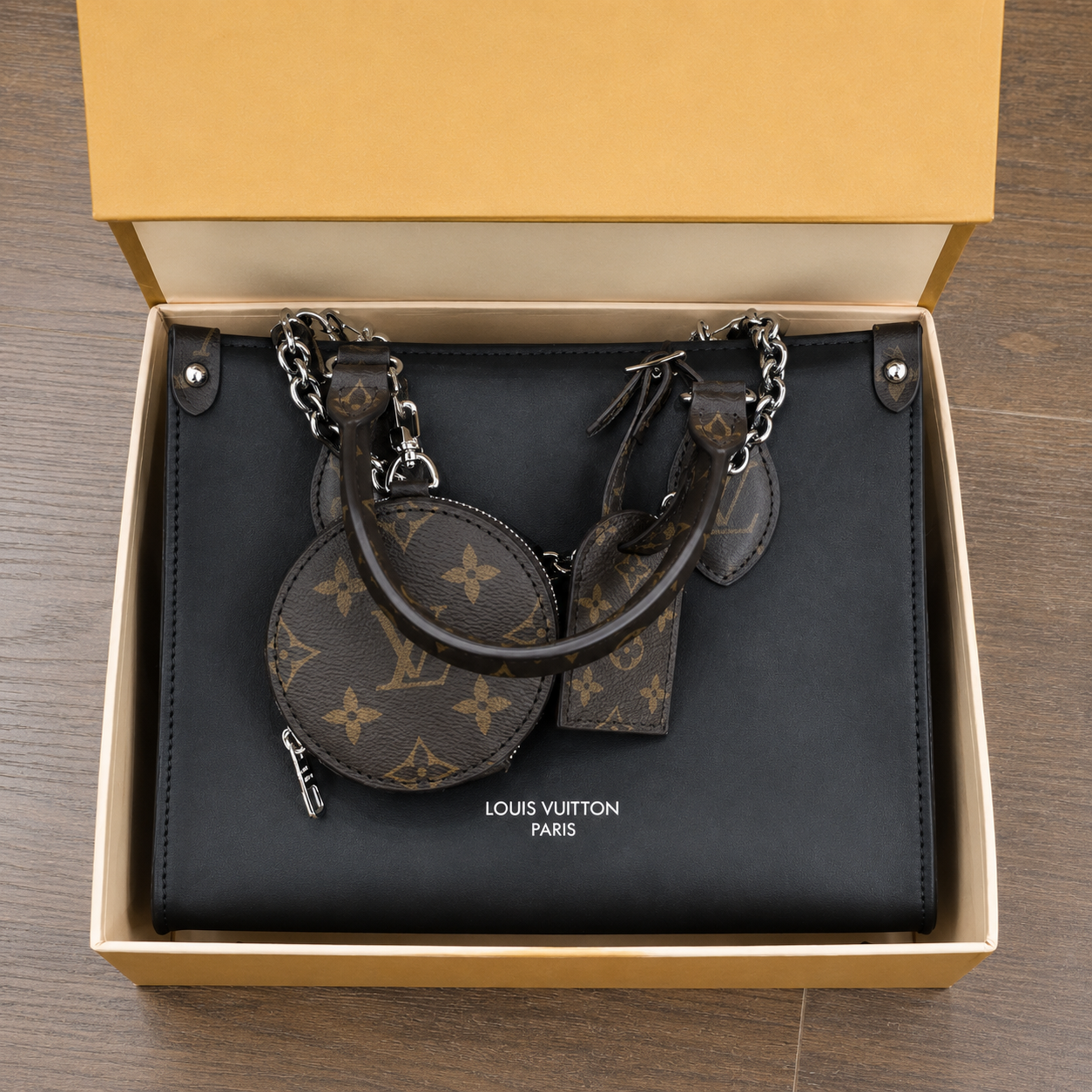 Louis Vuitton OnTheGo MM Tote Bag