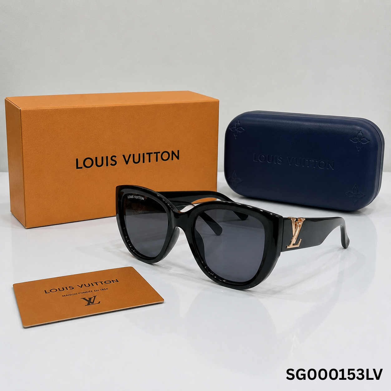 Louis Vuitton LV Signature Oversized Cat-Eye Sunglasses