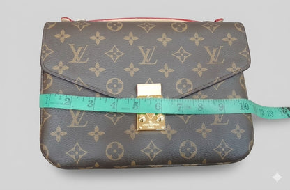 Lo-uis Vuitton Pochette Metis Monogram Canvas