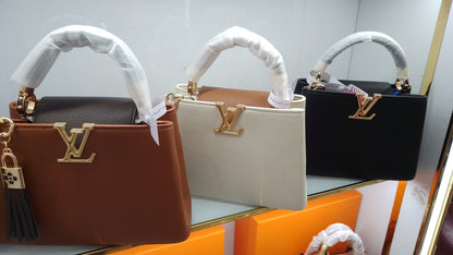 Lo-uis Vuitton Capucines BB Bag - Official Model