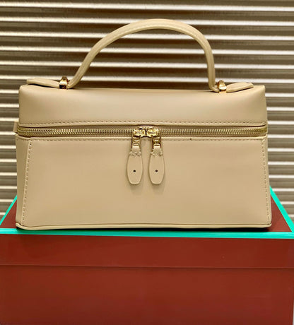 Loro Piana Leather Extra Bag L27