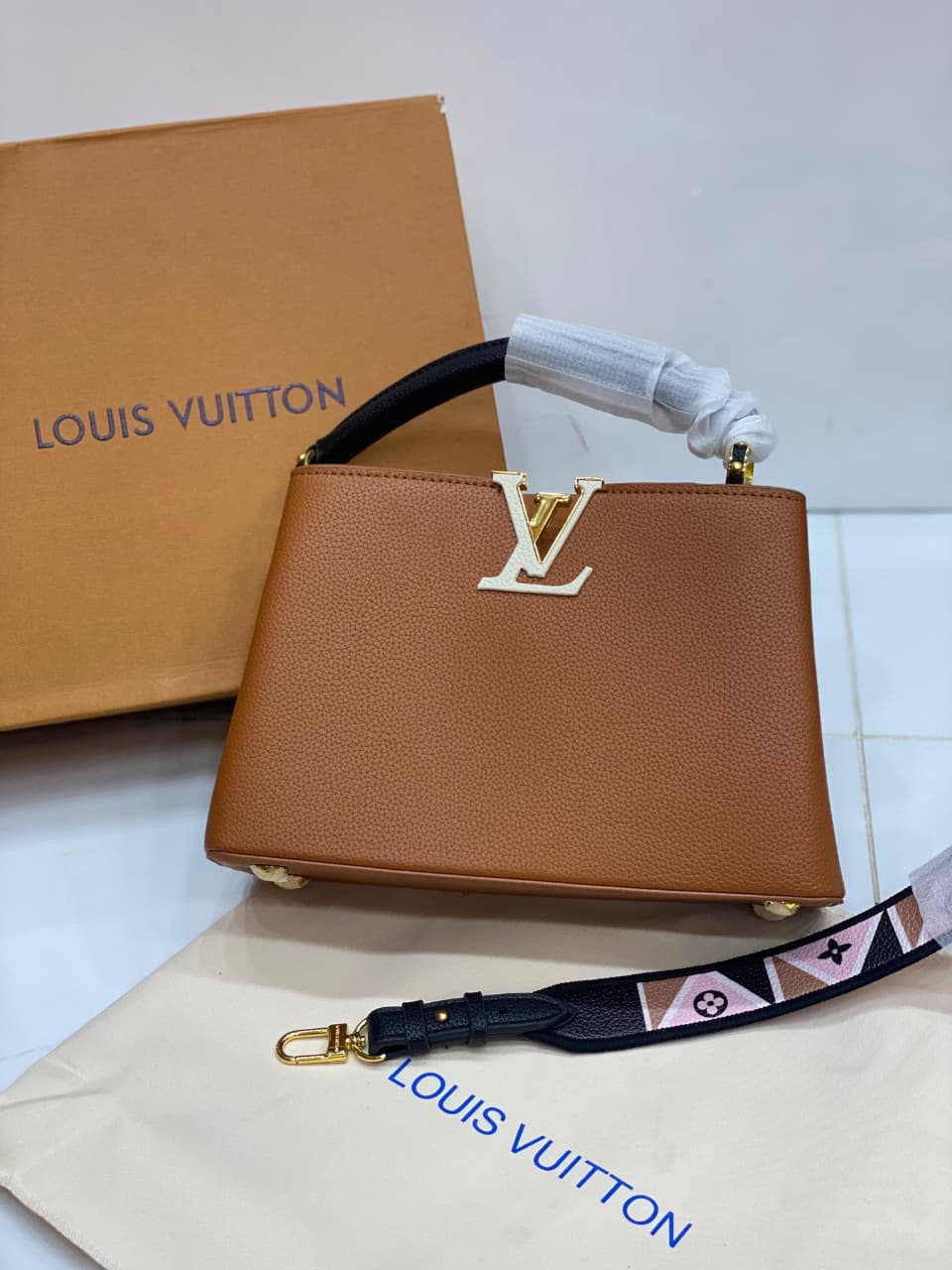 Louis Vuitton Capucines BB Top Handle Bag