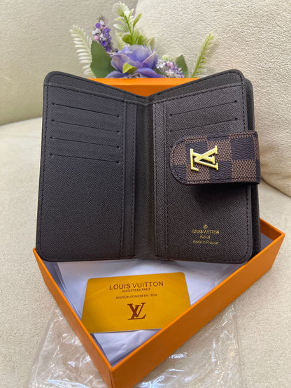 Louis Vuitton Damier Button Wallet Style