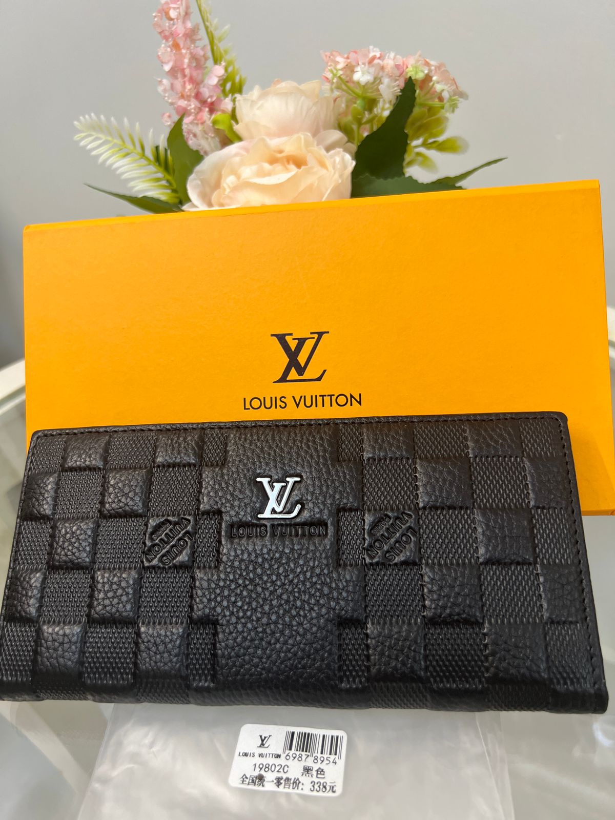 Lo-uis Vuitton Damier Embossed Long Wallet Style