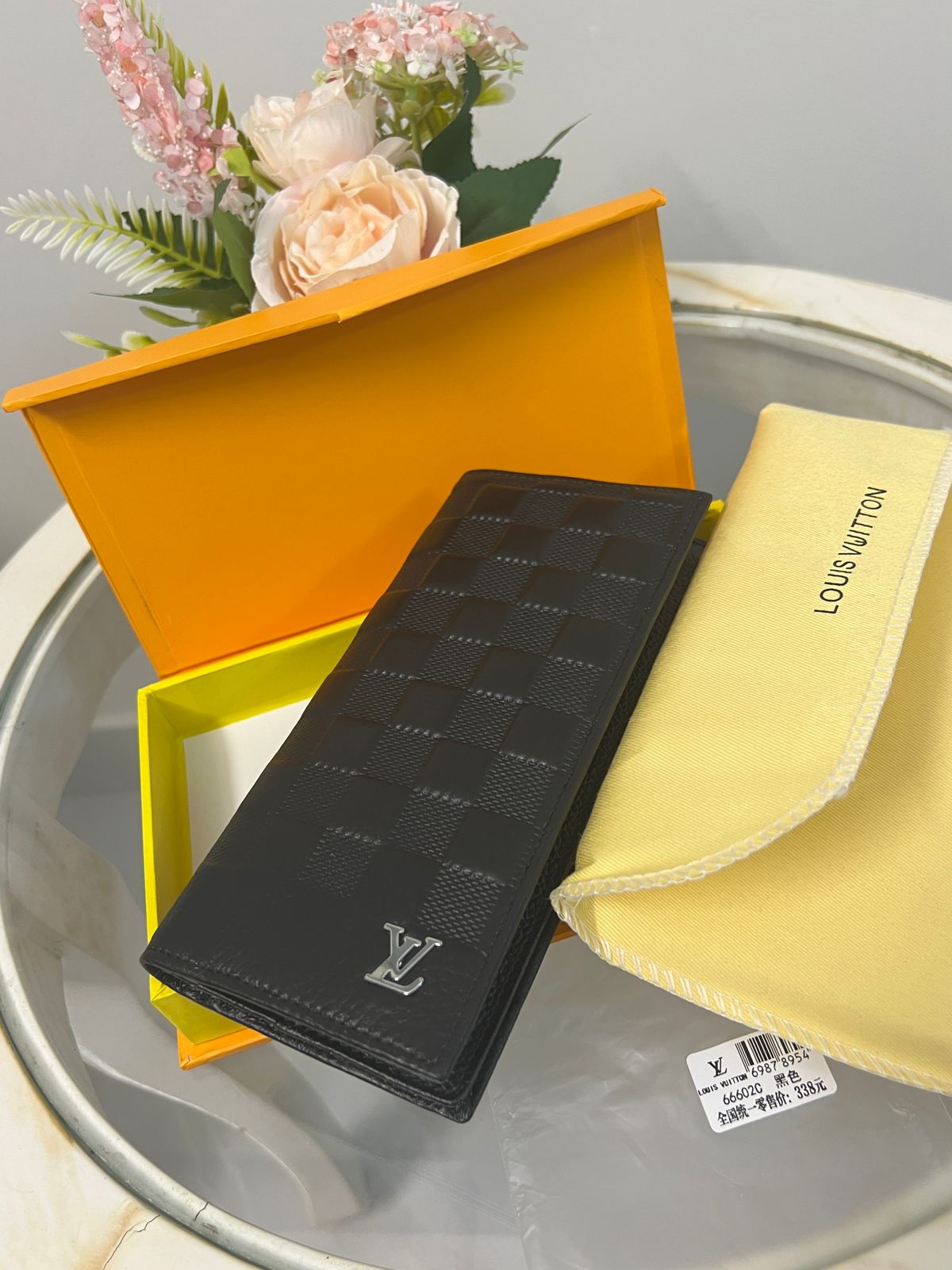 Louis Vuitton Damier Long Wallet Style