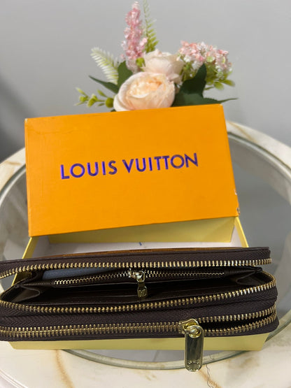 Louis Vuitton Damier Zip Wallet Style