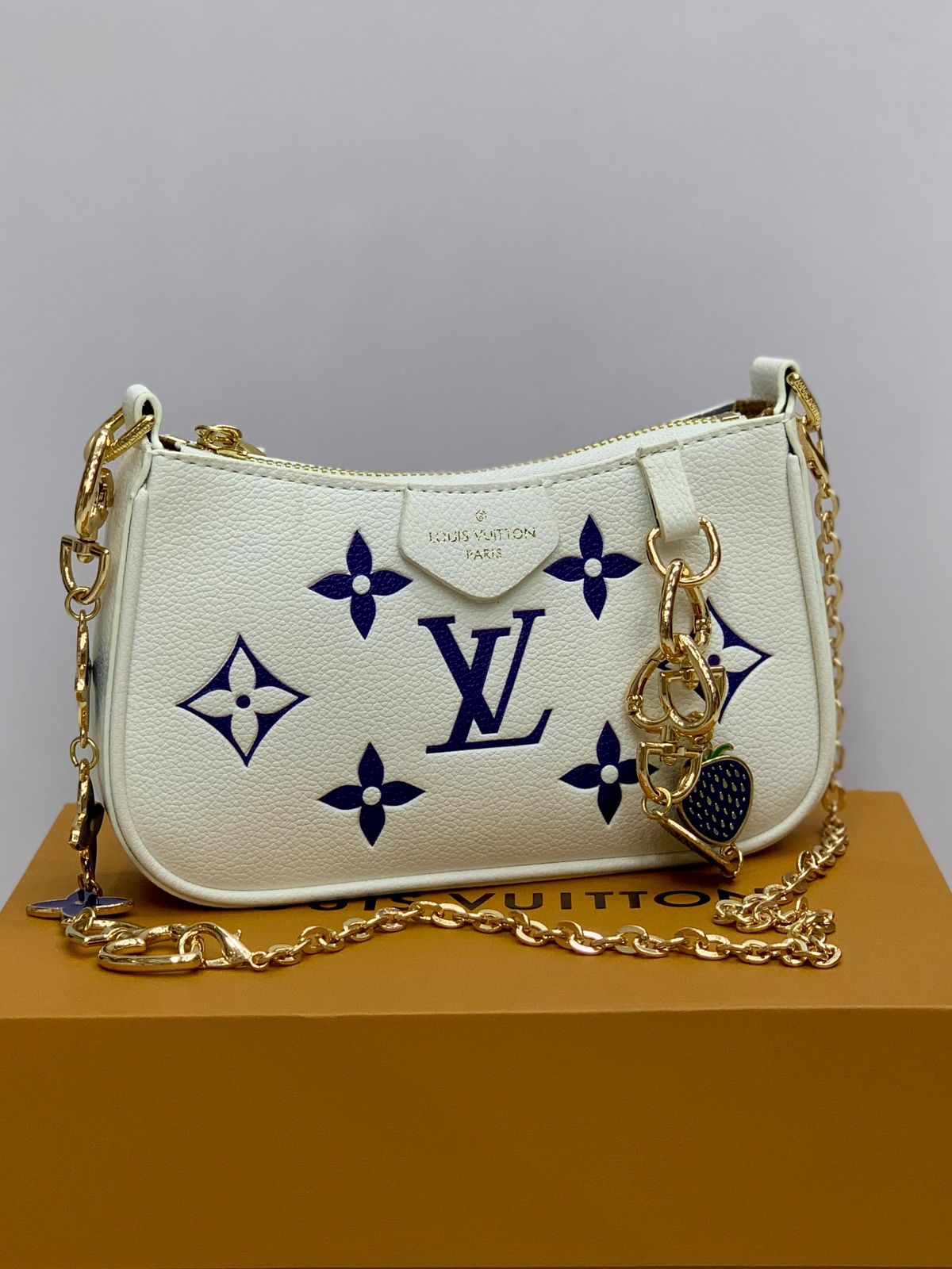 Louis Vuitton Easy Pouch on Strap